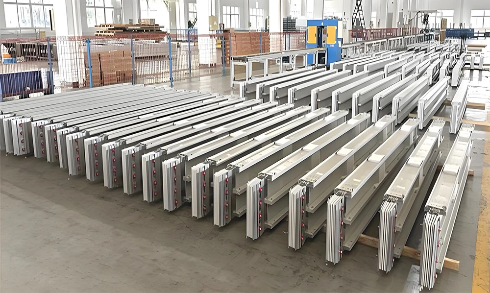 High Current Enclosed Busway