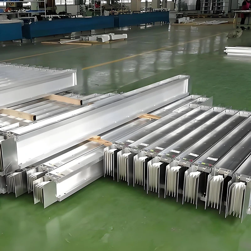 Busway ล้อมรอบกระแสปานกลาง